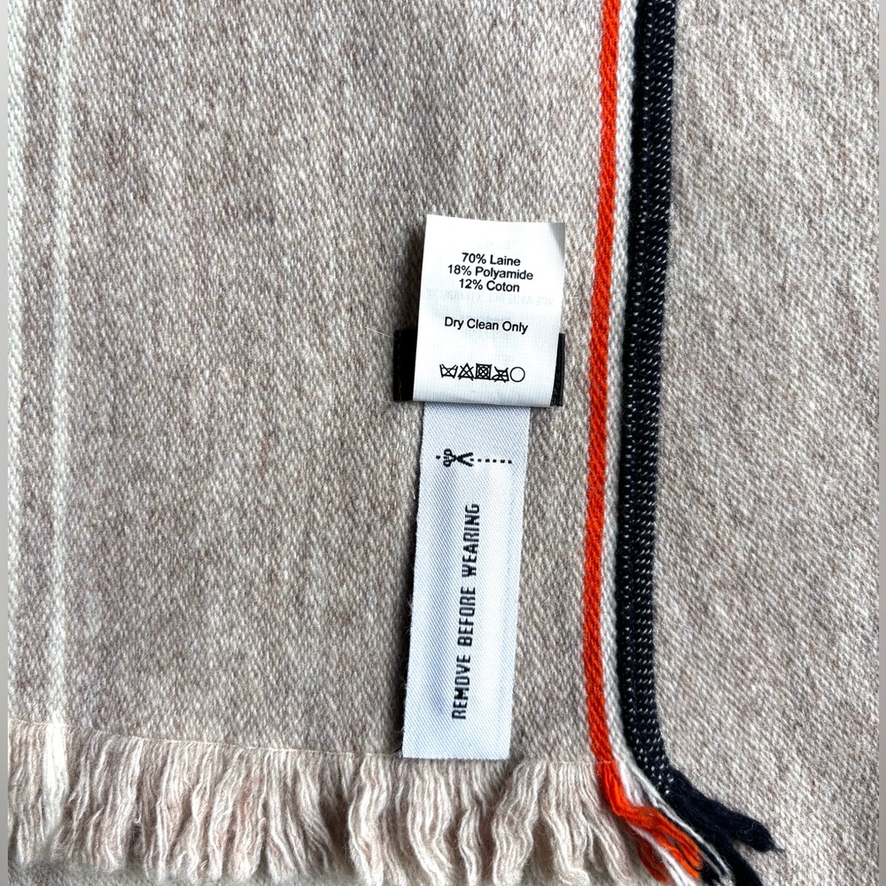 J. Crew Wool-Blend Winter Scarf
New with Tag / Never Worn
Made in Italy